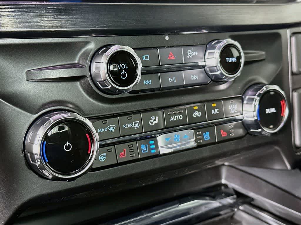 2026 Ford Super Duty F-350 DRW Pickup LARIAT