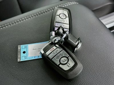 2026 Ford Super Duty F-350 DRW Pickup LARIAT