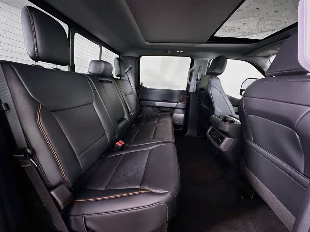 2026 Ford Super Duty F-350 DRW Pickup LARIAT