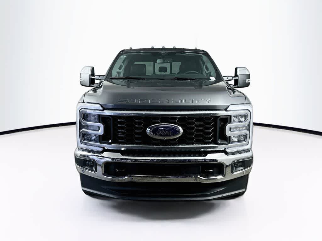 2026 Ford Super Duty F-350 DRW Pickup LARIAT