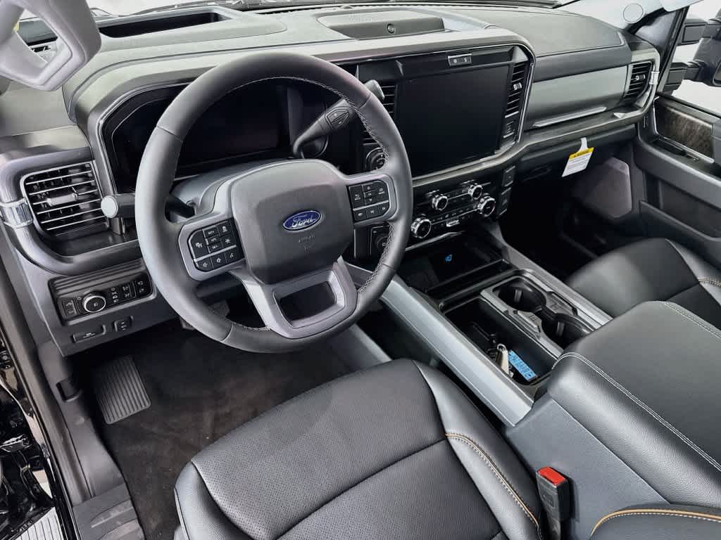 2027 Ford Super Duty F-350 DRW Pickup LARIAT