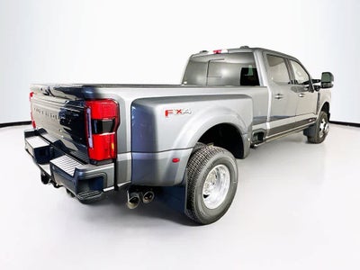 2026 Ford Super Duty F-350 DRW Pickup Platinum
