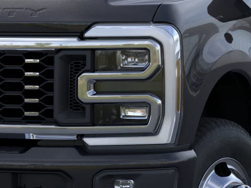 2026 Ford Super Duty F-350 DRW Pickup Platinum
