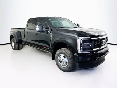 2026 Ford Super Duty F-350 DRW Pickup Platinum
