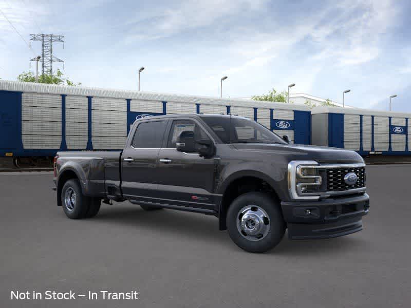 2026 Ford Super Duty F-350 DRW Pickup Platinum