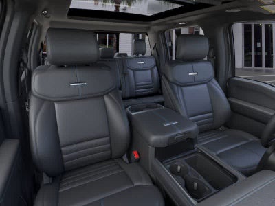 2026 Ford Super Duty F-350 DRW Pickup Platinum