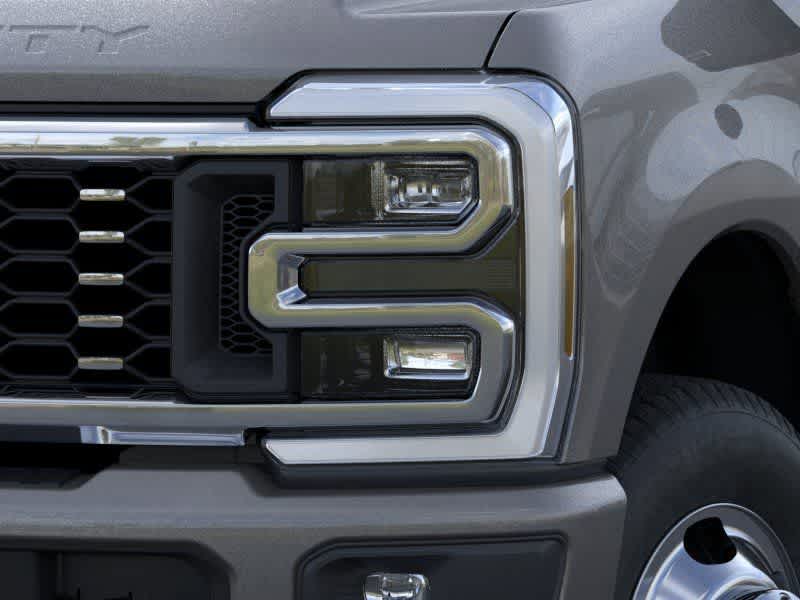 2026 Ford Super Duty F-350 DRW Pickup Platinum