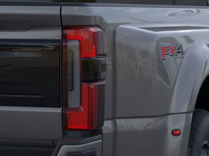 2026 Ford Super Duty F-350 DRW Pickup Platinum