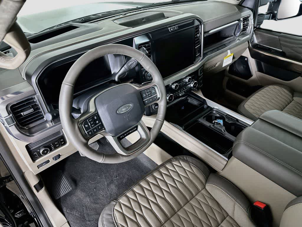 2026 Ford Super Duty F-350 DRW Pickup Platinum