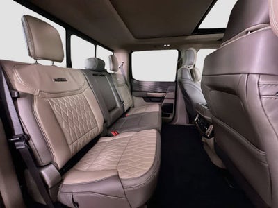 2026 Ford Super Duty F-350 DRW Pickup Platinum
