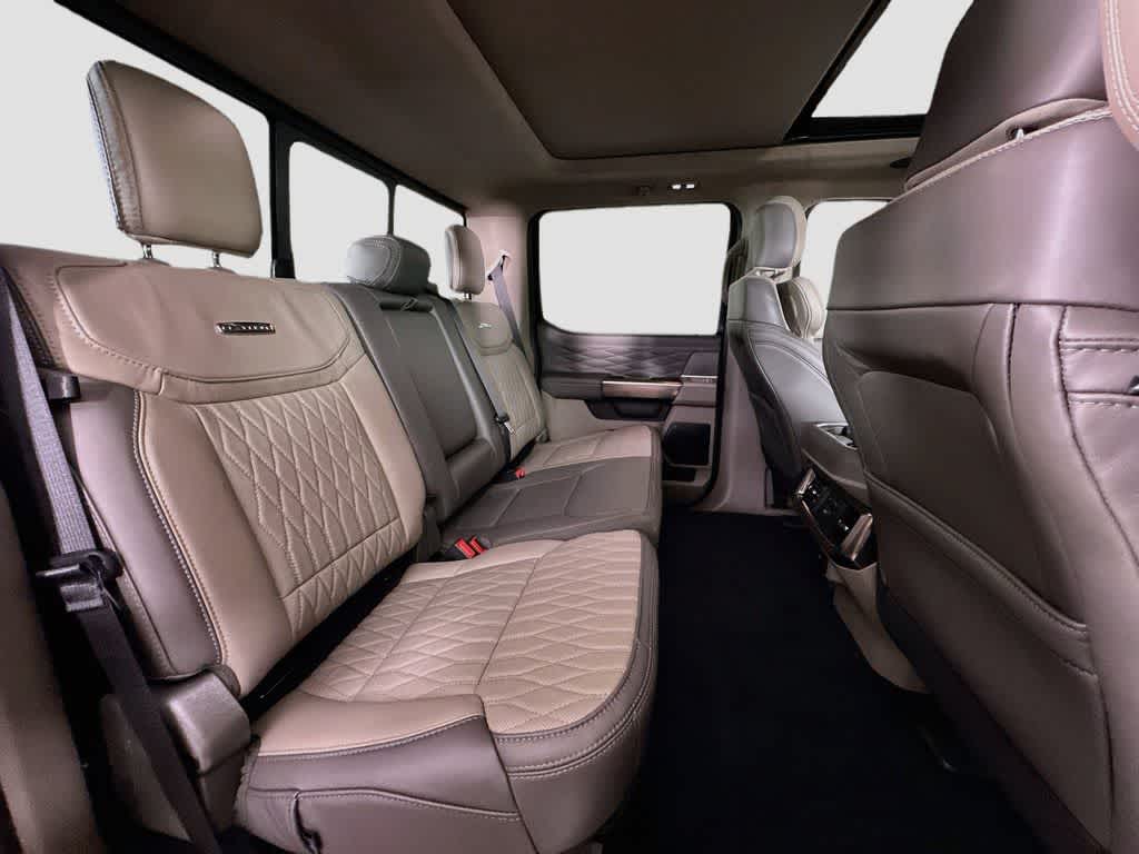 2026 Ford Super Duty F-350 DRW Pickup Platinum
