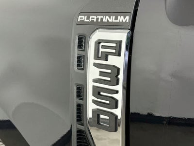 2026 Ford Super Duty F-350 DRW Pickup Platinum