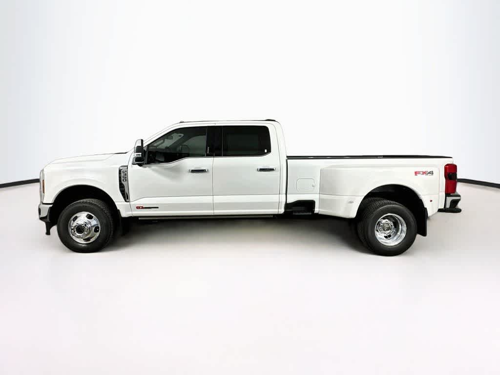 2026 Ford Super Duty F-350 DRW Pickup King Ranch