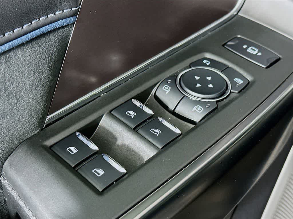 2026 Ford Super Duty F-350 DRW Pickup Platinum