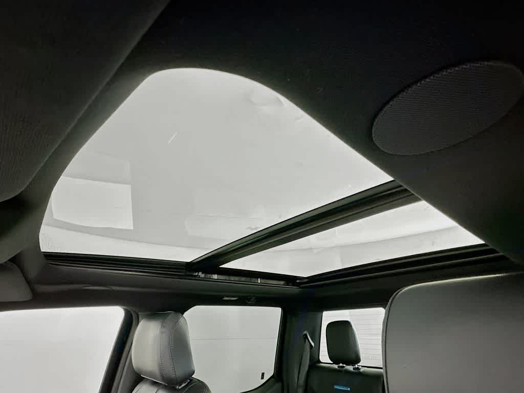 2026 Ford Super Duty F-350 DRW Pickup Platinum