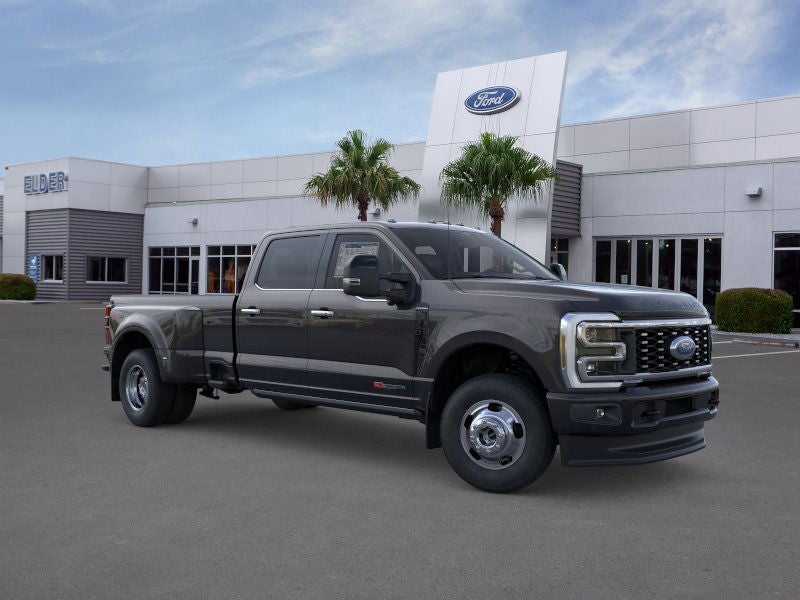 2026 Ford Super Duty F-350 DRW Platinum