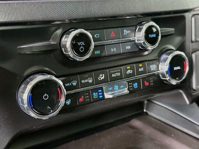 2027 Ford Super Duty F-350 DRW Pickup Platinum
