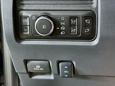 2027 Ford Super Duty F-350 DRW Pickup Platinum