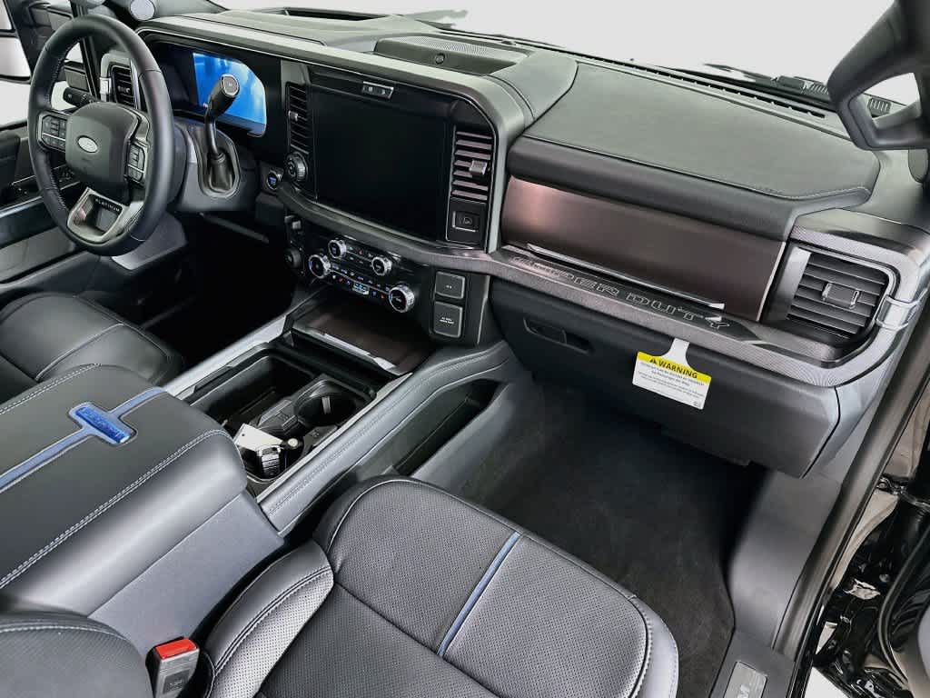 2027 Ford Super Duty F-350 DRW Pickup Platinum