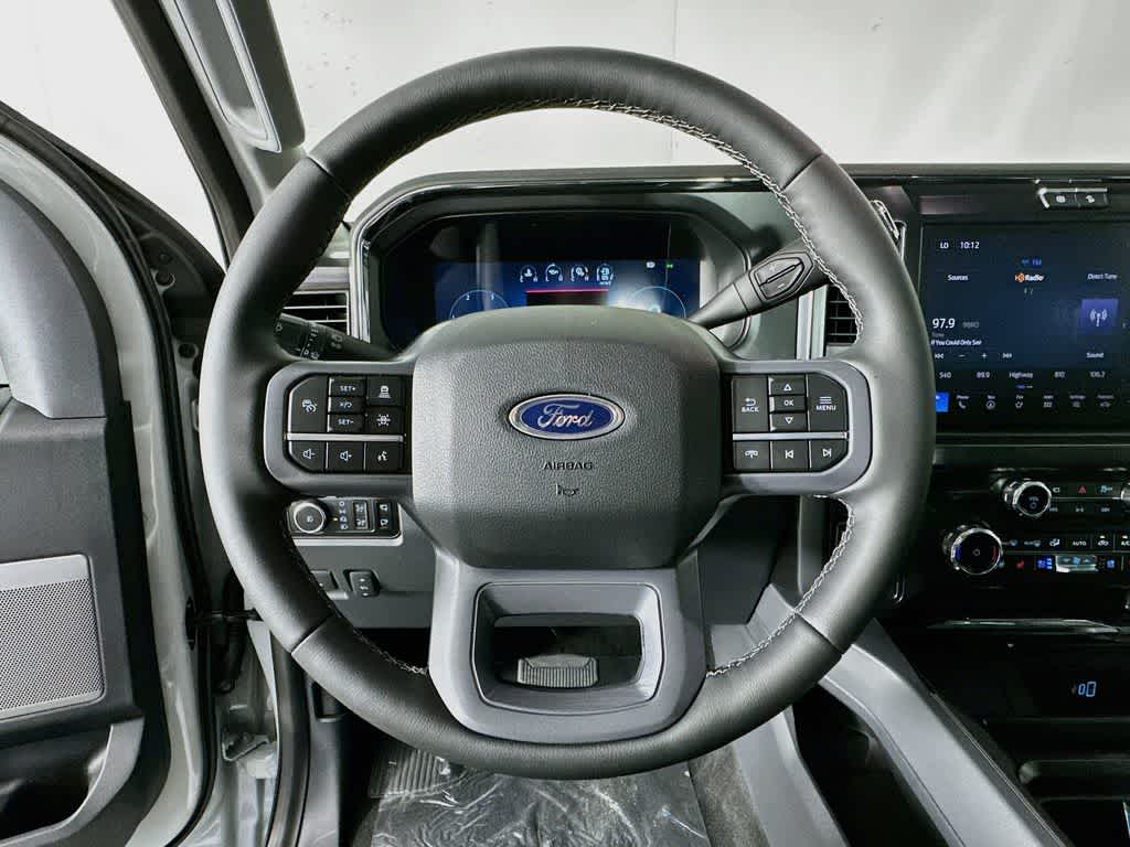 2026 Ford Super Duty F-350 DRW Pickup LARIAT