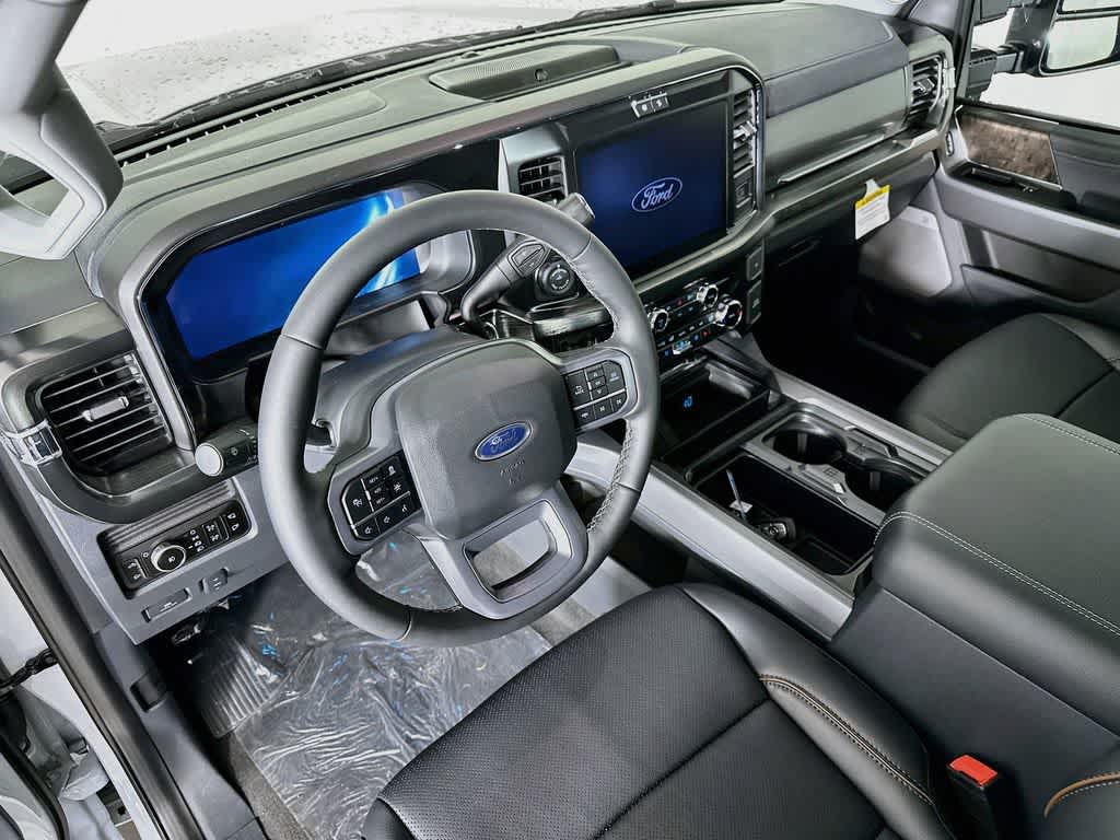 2026 Ford Super Duty F-350 DRW Pickup LARIAT