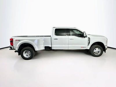 2026 Ford Super Duty F-350 DRW Pickup LARIAT