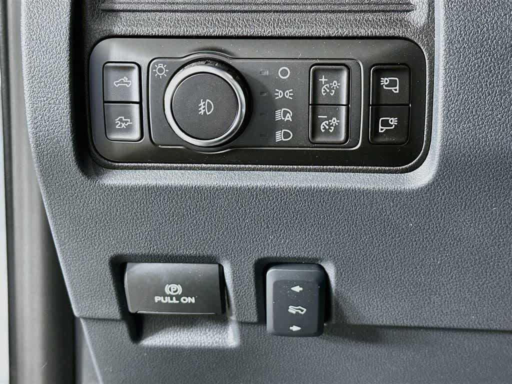 2026 Ford Super Duty F-350 DRW Pickup LARIAT
