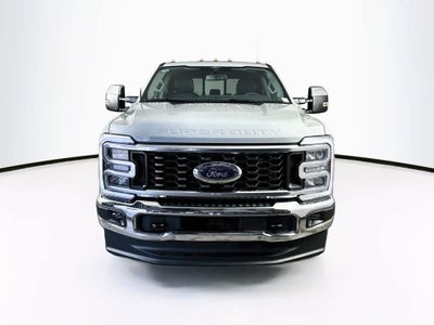2026 Ford Super Duty F-350 DRW Pickup LARIAT