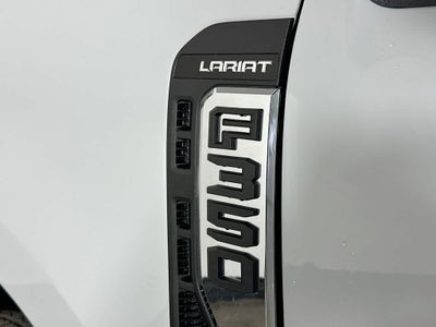 2026 Ford Super Duty F-350 DRW Pickup LARIAT