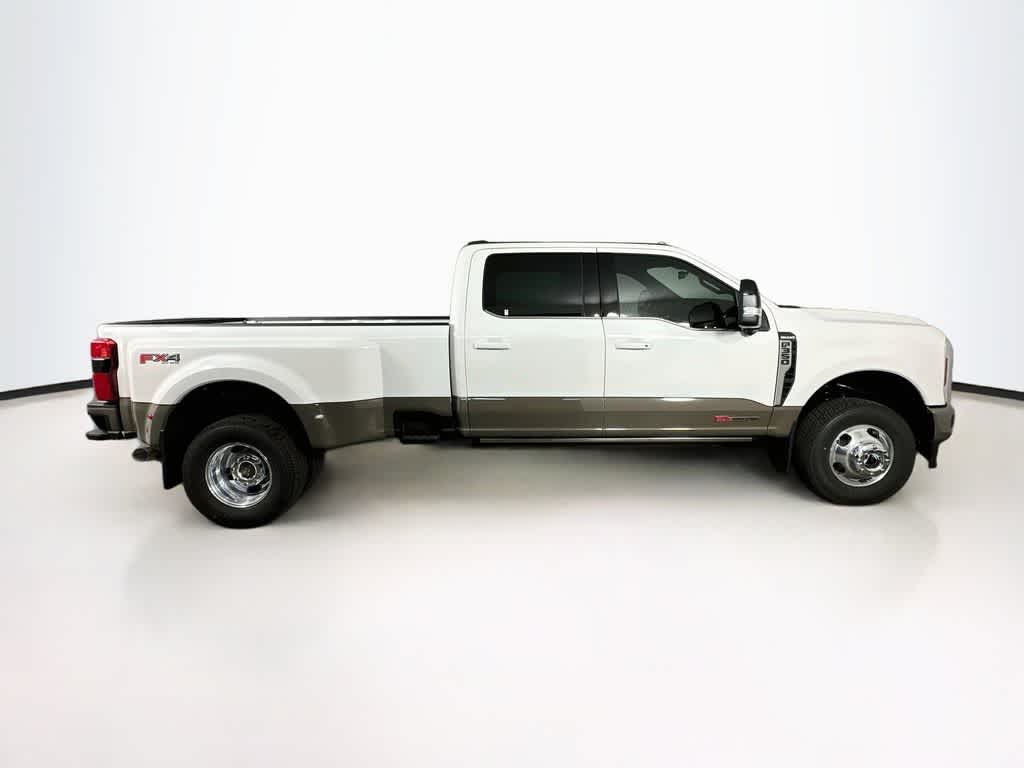 2026 Ford Super Duty F-350 DRW Pickup King Ranch