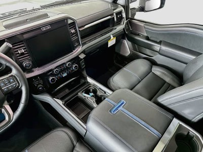 2027 Ford Super Duty F-350 DRW Pickup Platinum