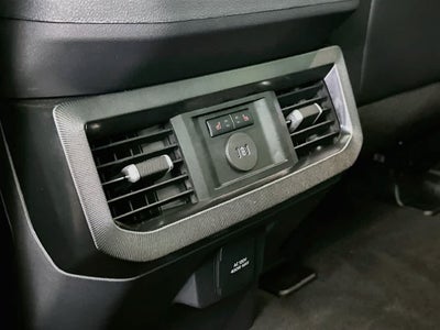 2027 Ford Super Duty F-350 DRW Pickup Platinum