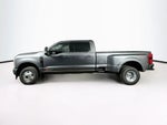2027 Ford Super Duty F-350 DRW Pickup Platinum