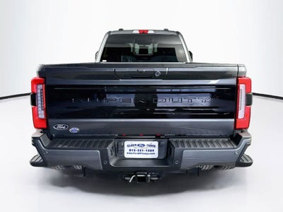2027 Ford Super Duty F-350 DRW Pickup Platinum