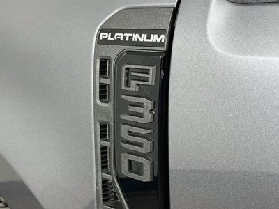 2027 Ford Super Duty F-350 DRW Pickup Platinum