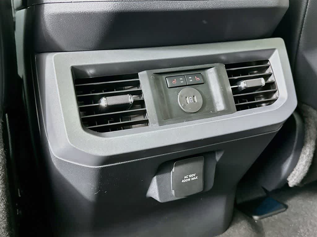 2026 Ford Super Duty F-350 DRW Pickup LARIAT