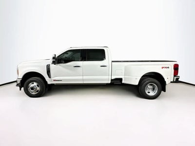 2026 Ford Super Duty F-350 DRW Pickup LARIAT