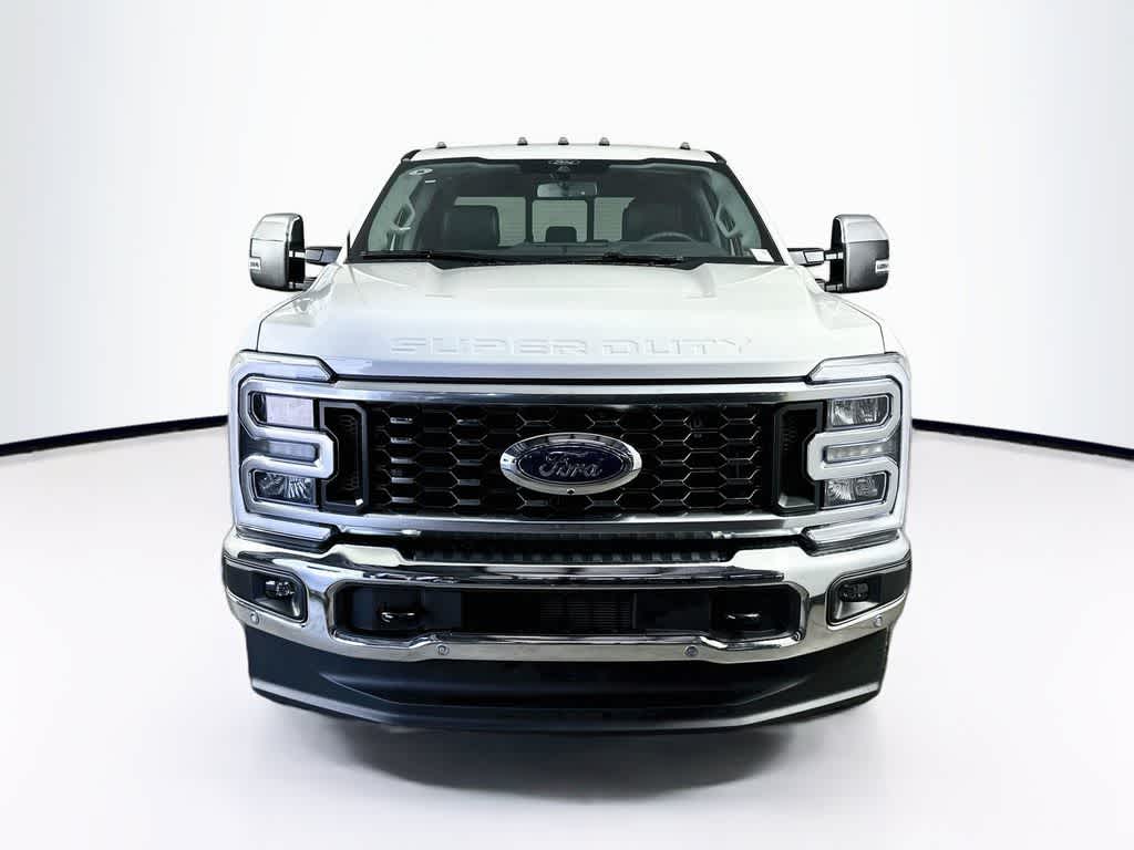 2026 Ford Super Duty F-350 DRW Pickup LARIAT