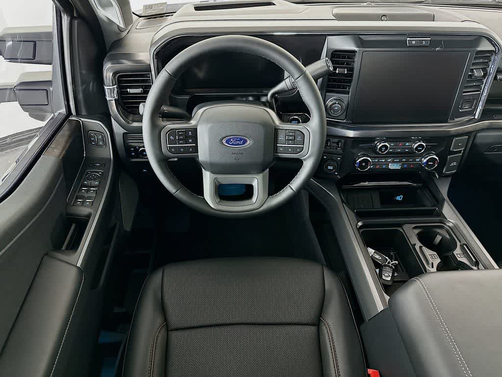 2026 Ford Super Duty F-350 DRW Pickup LARIAT