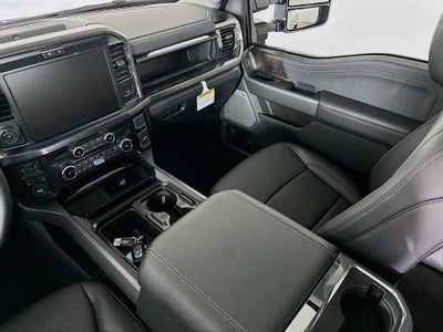 2026 Ford Super Duty F-350 DRW Pickup LARIAT