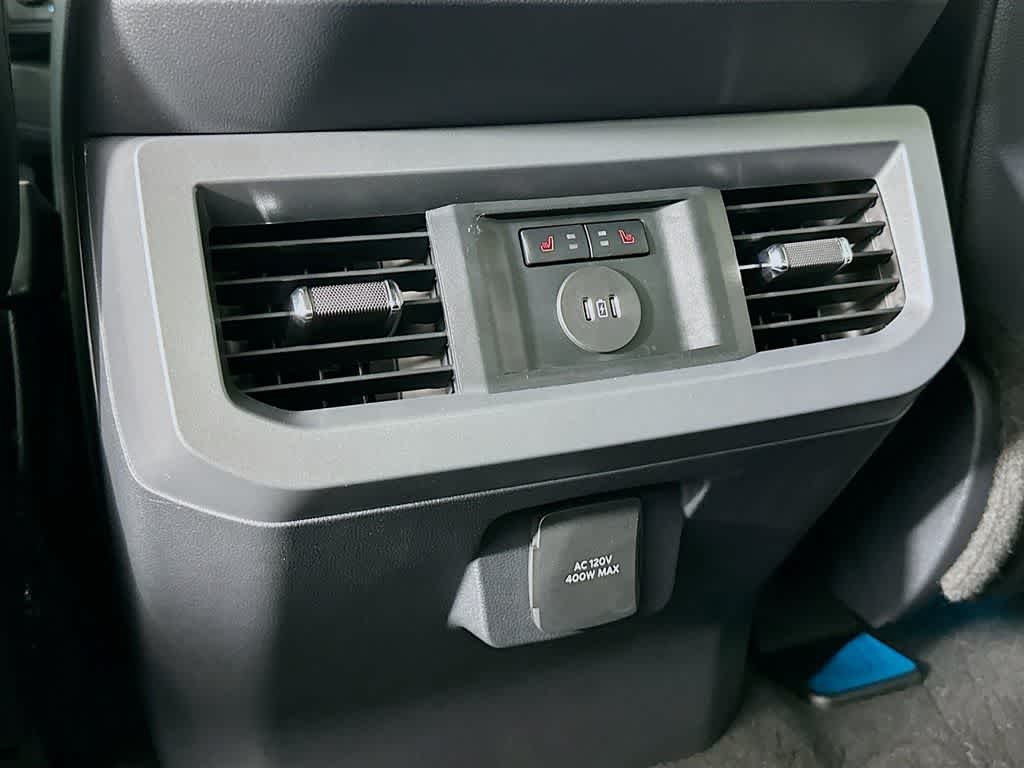 2026 Ford Super Duty F-350 DRW Pickup LARIAT