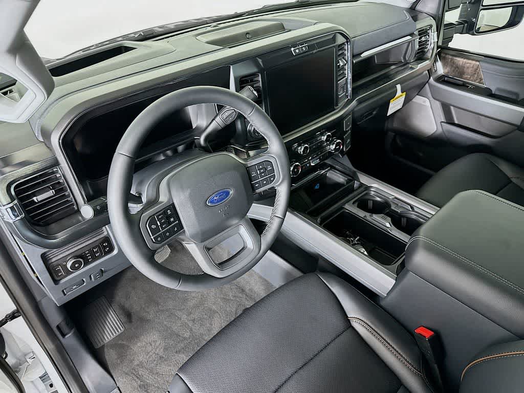 2026 Ford Super Duty F-350 DRW Pickup LARIAT