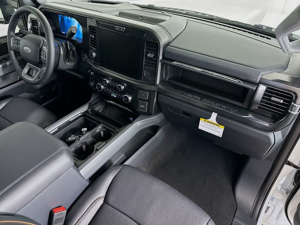 2026 Ford Super Duty F-350 DRW Pickup LARIAT