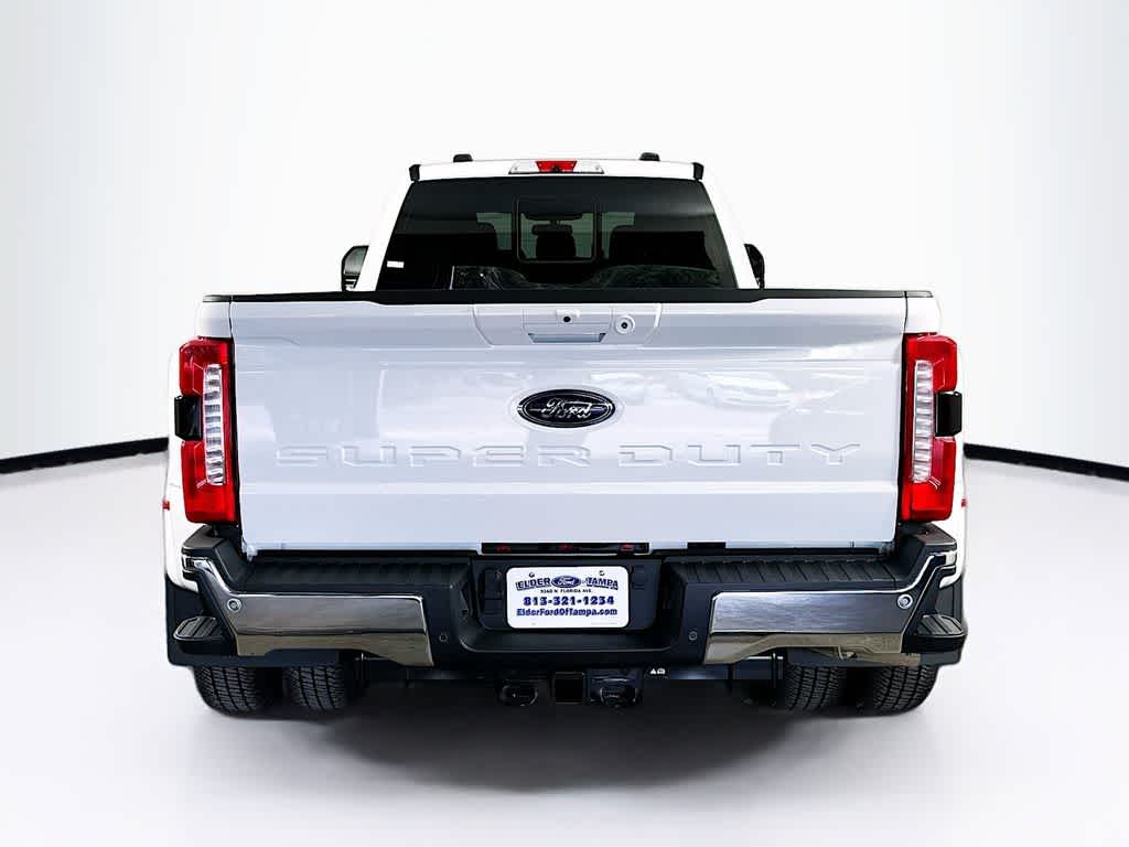 2026 Ford Super Duty F-350 DRW Pickup LARIAT