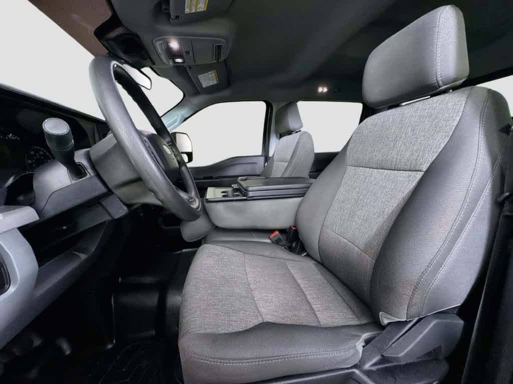 2024 Ford Super Duty F-350 DRW Pickup XL