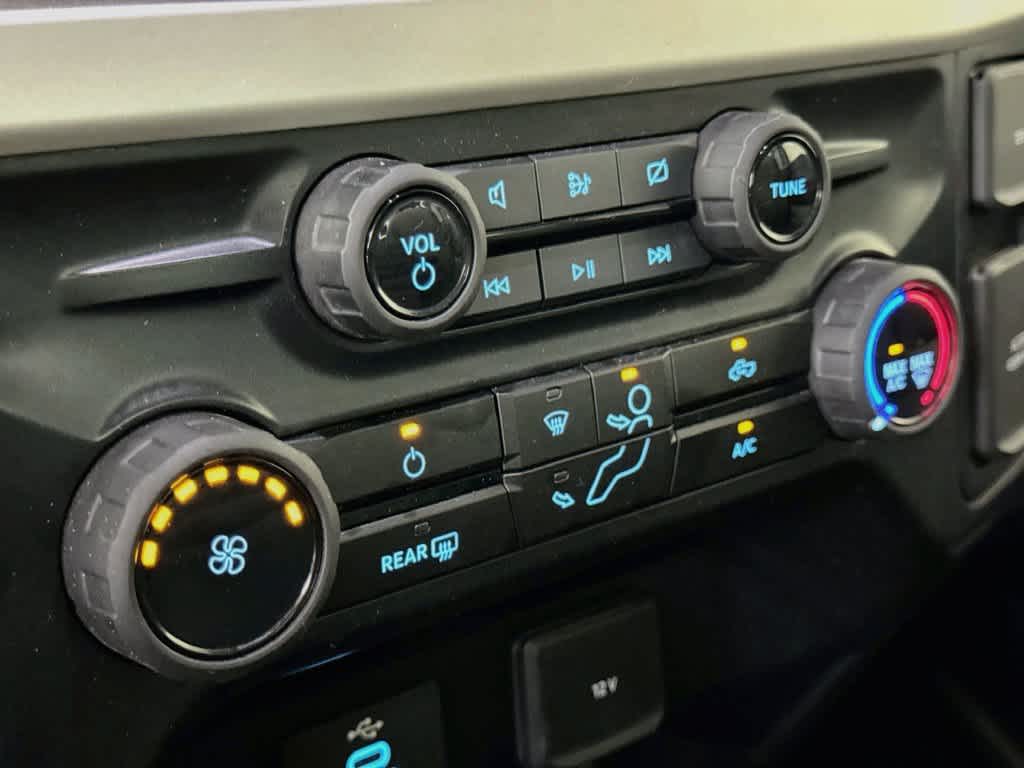 2024 Ford Super Duty F-350 DRW Pickup XL