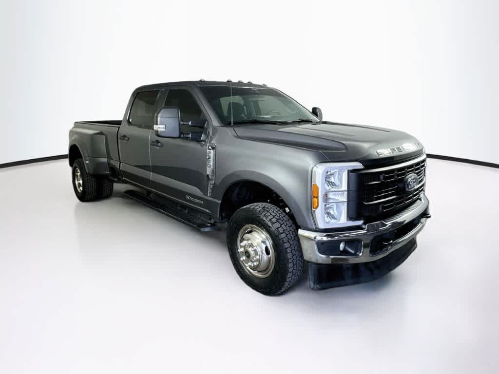 2024 Ford Super Duty F-350 DRW Pickup XL