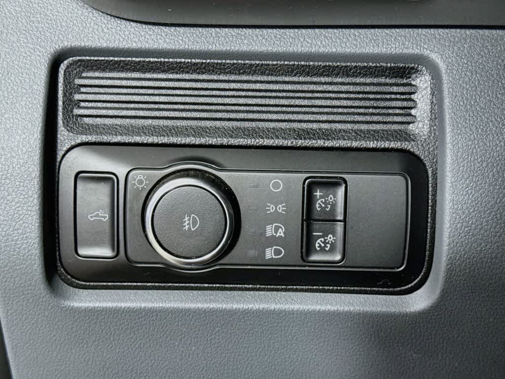 2024 Ford Super Duty F-350 DRW Pickup XL