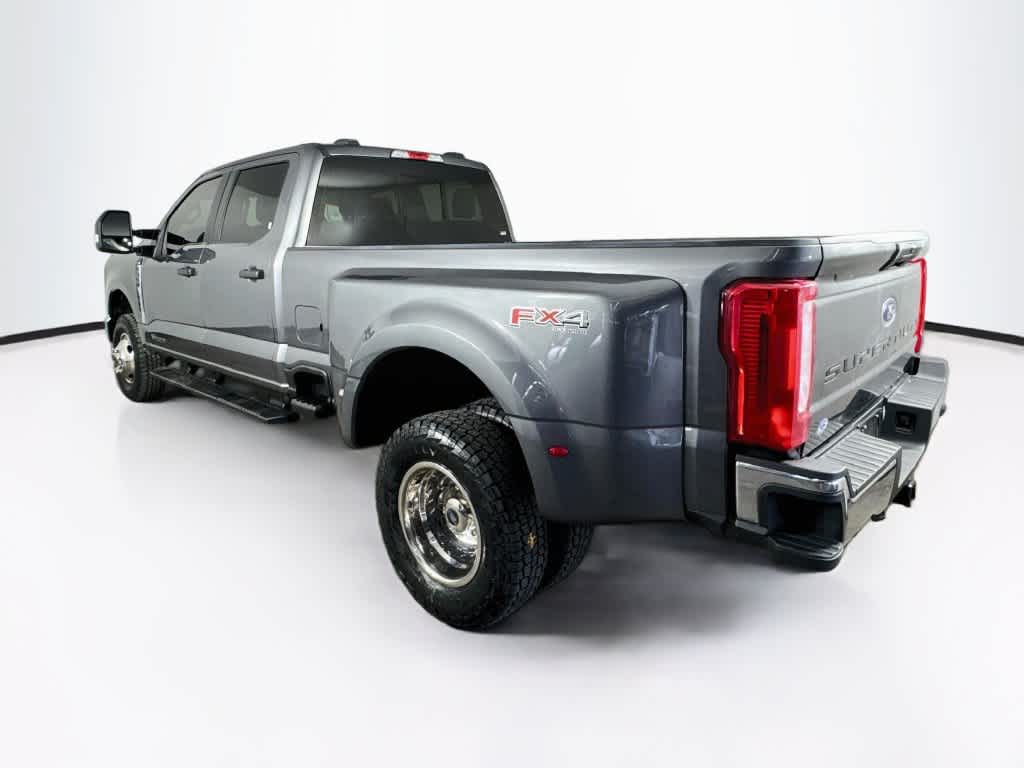 2024 Ford Super Duty F-350 DRW Pickup XL