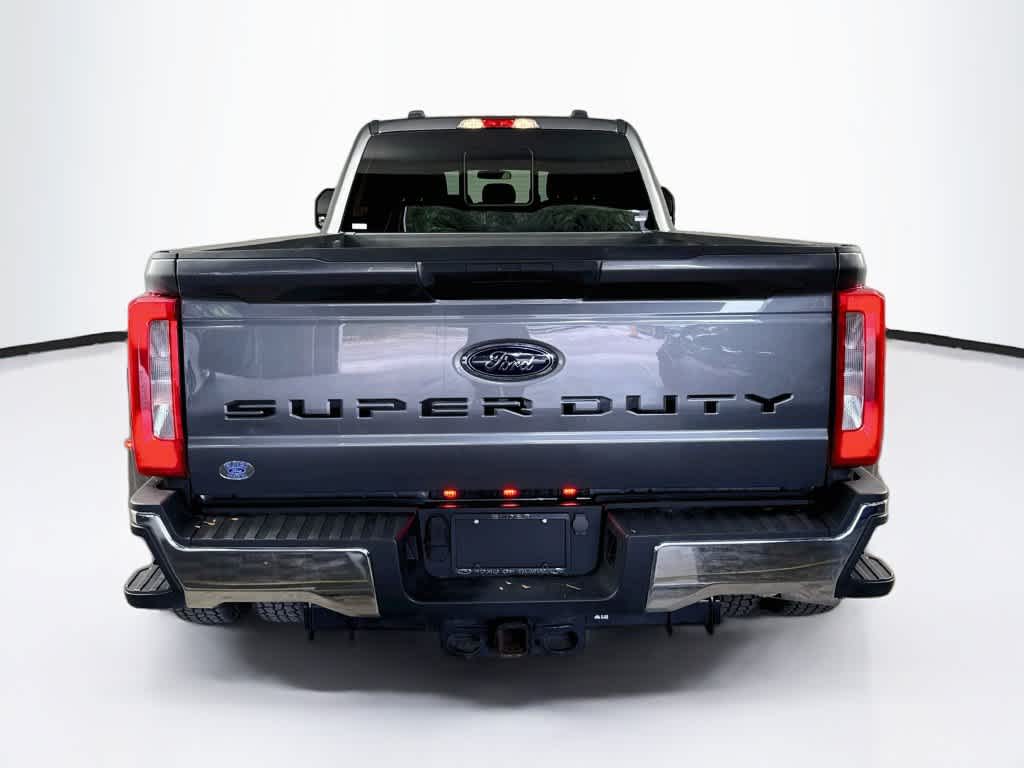 2024 Ford Super Duty F-350 DRW Pickup XL